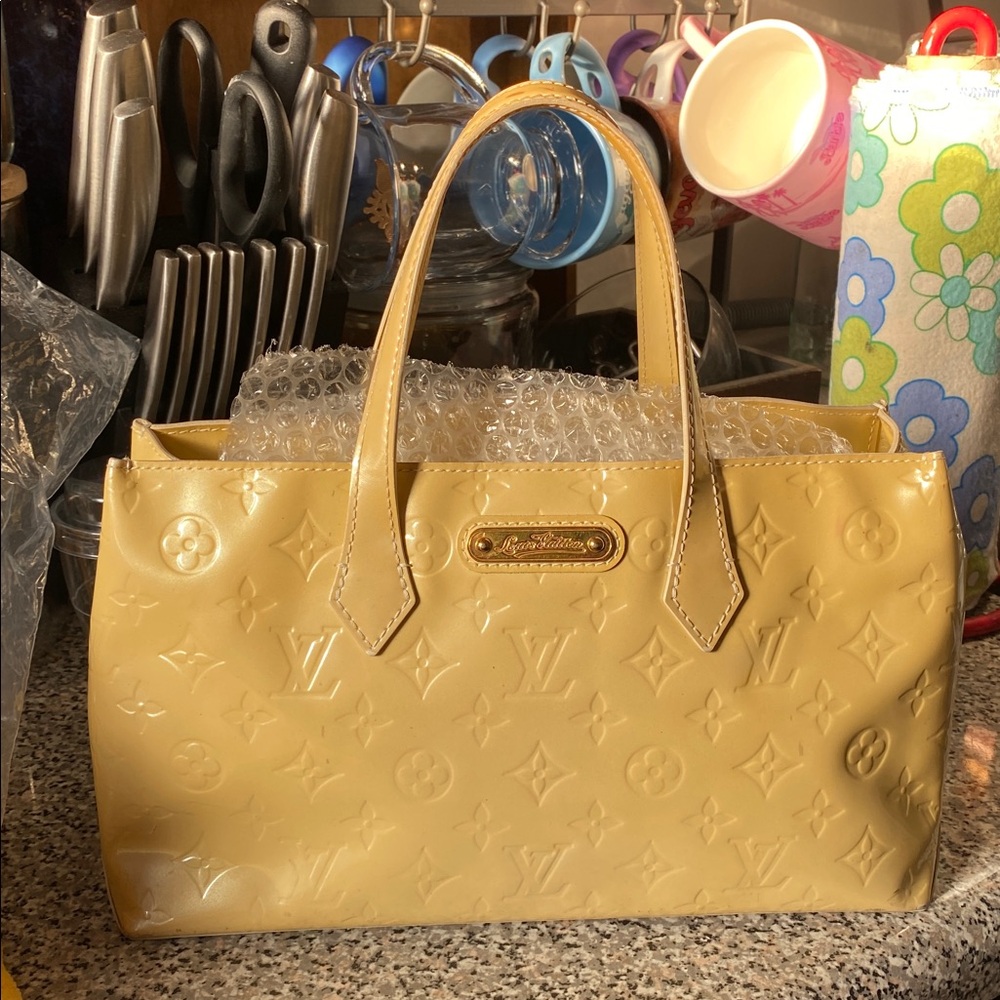 Louis Vuitton Shiny Gold Monogram Satchel - Picture 6 of 14